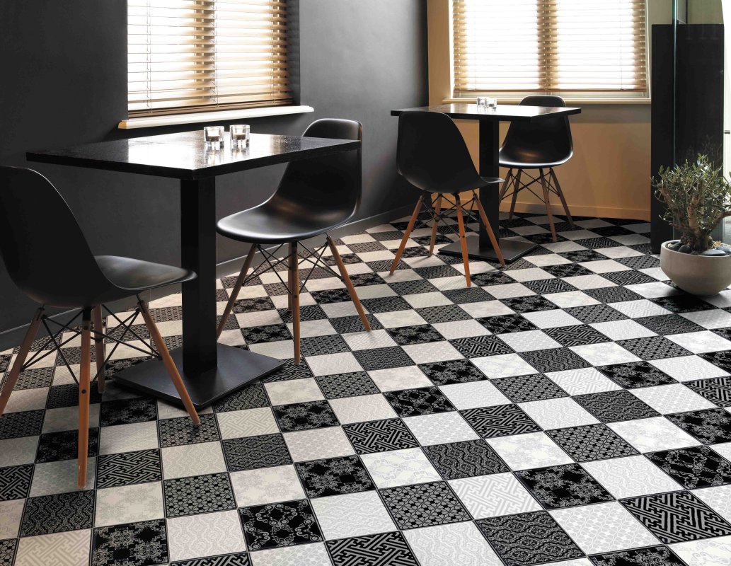 Profi Strong Plus Chess 4